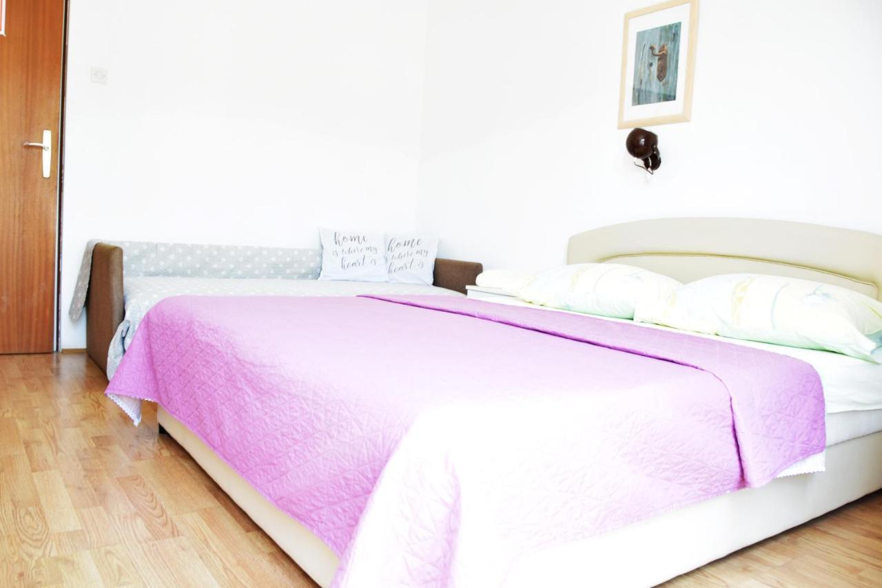 Guest House Tina Раб Экстерьер фото