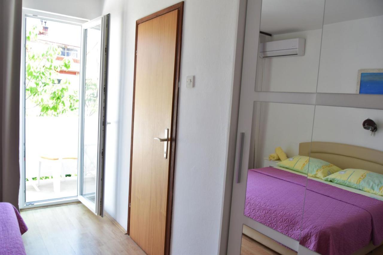 Guest House Tina Раб Экстерьер фото